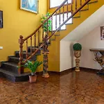 Tresa Villa